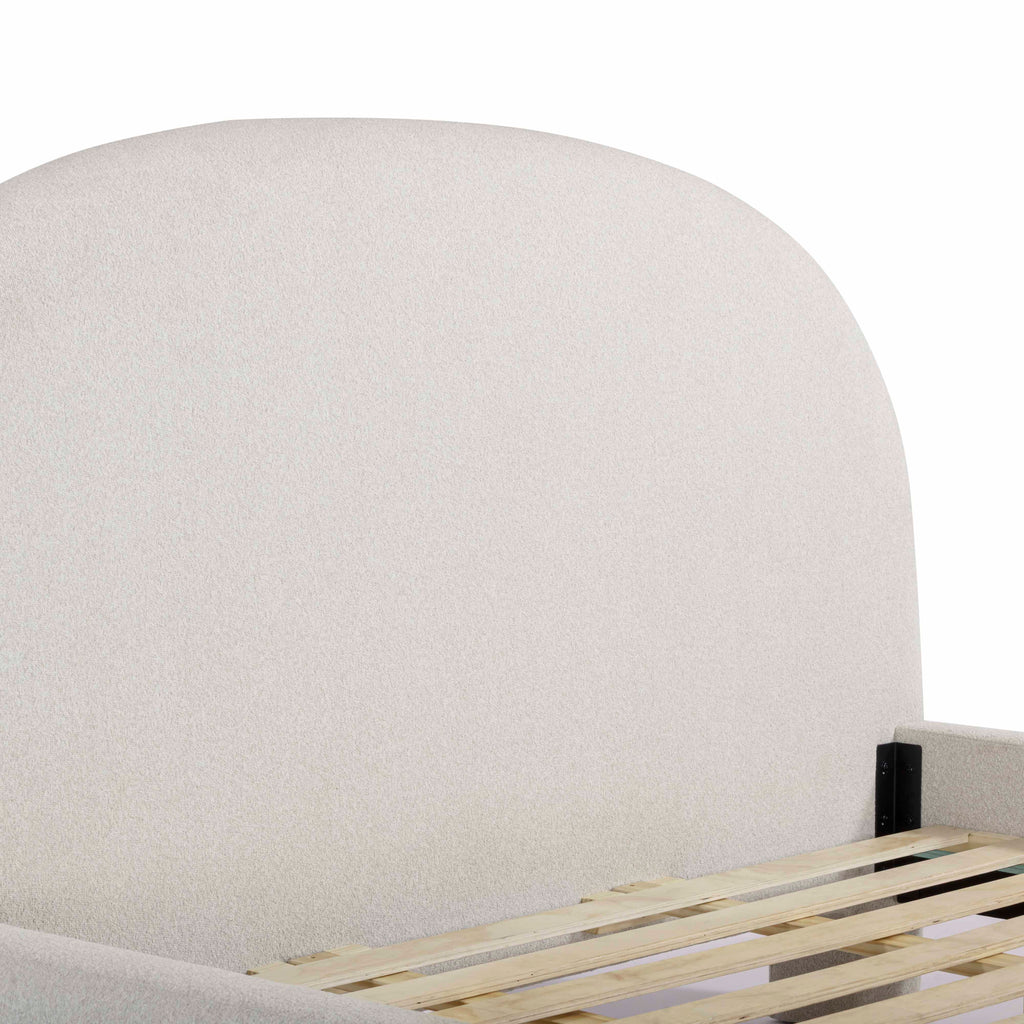 Orphea Boucle Bed