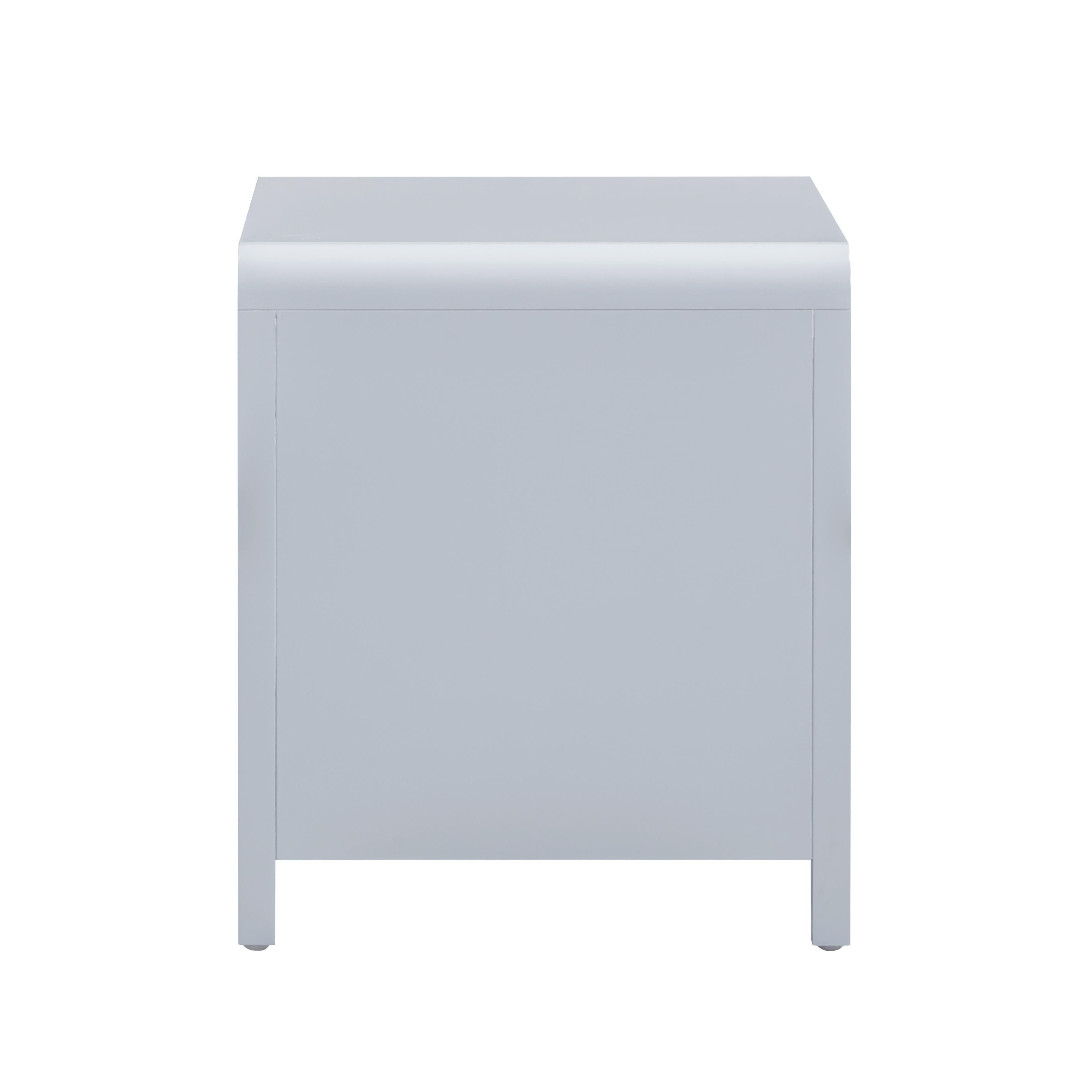 Patty 28 Rattan 2 Drawer Nightstand