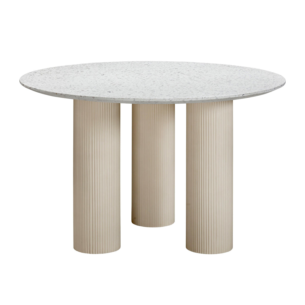 Parcino 47 Faux Terrazzo Concrete Indoor / Outdoor Round Dining Table