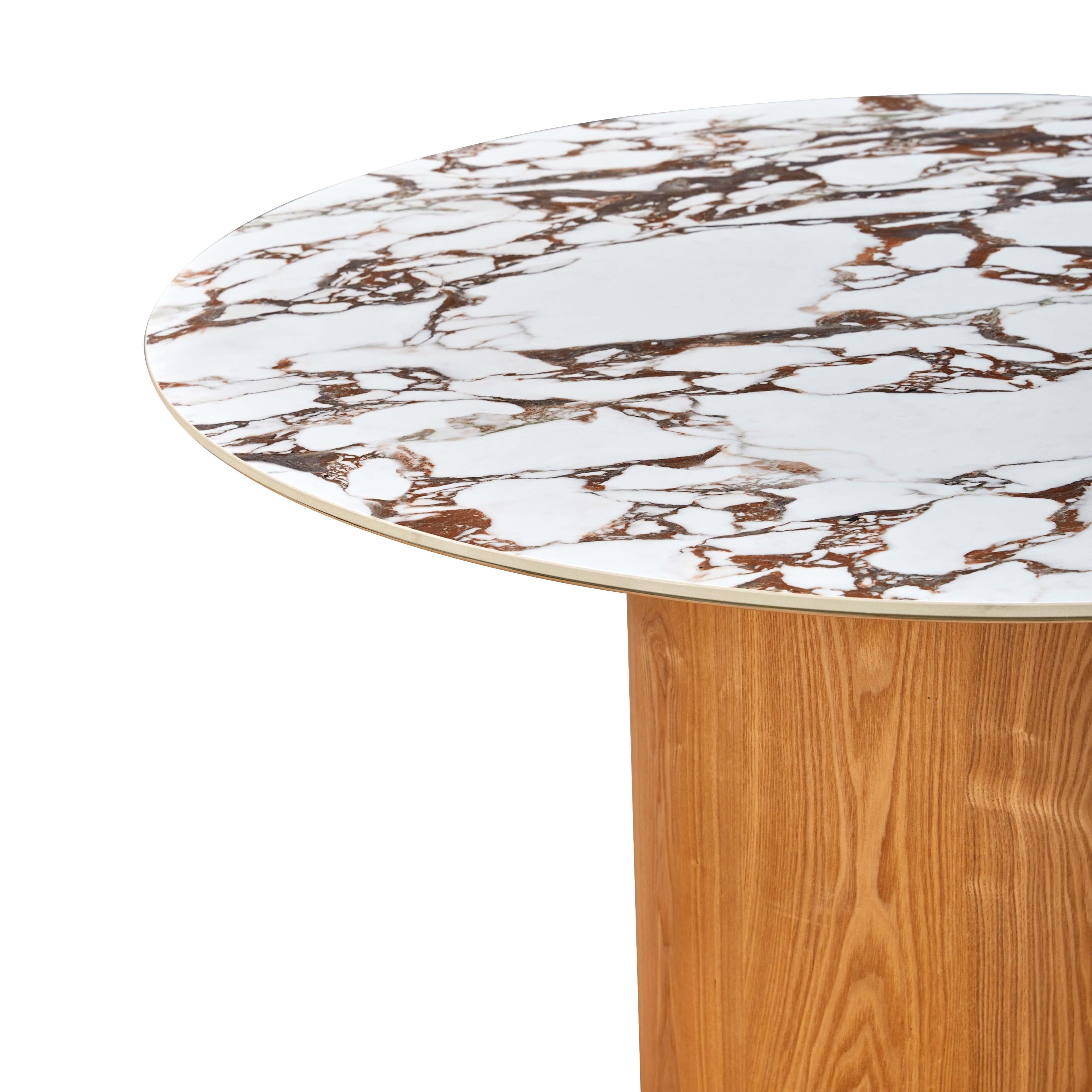 Tamara 47 Marble Ceramic Round Dinette Table