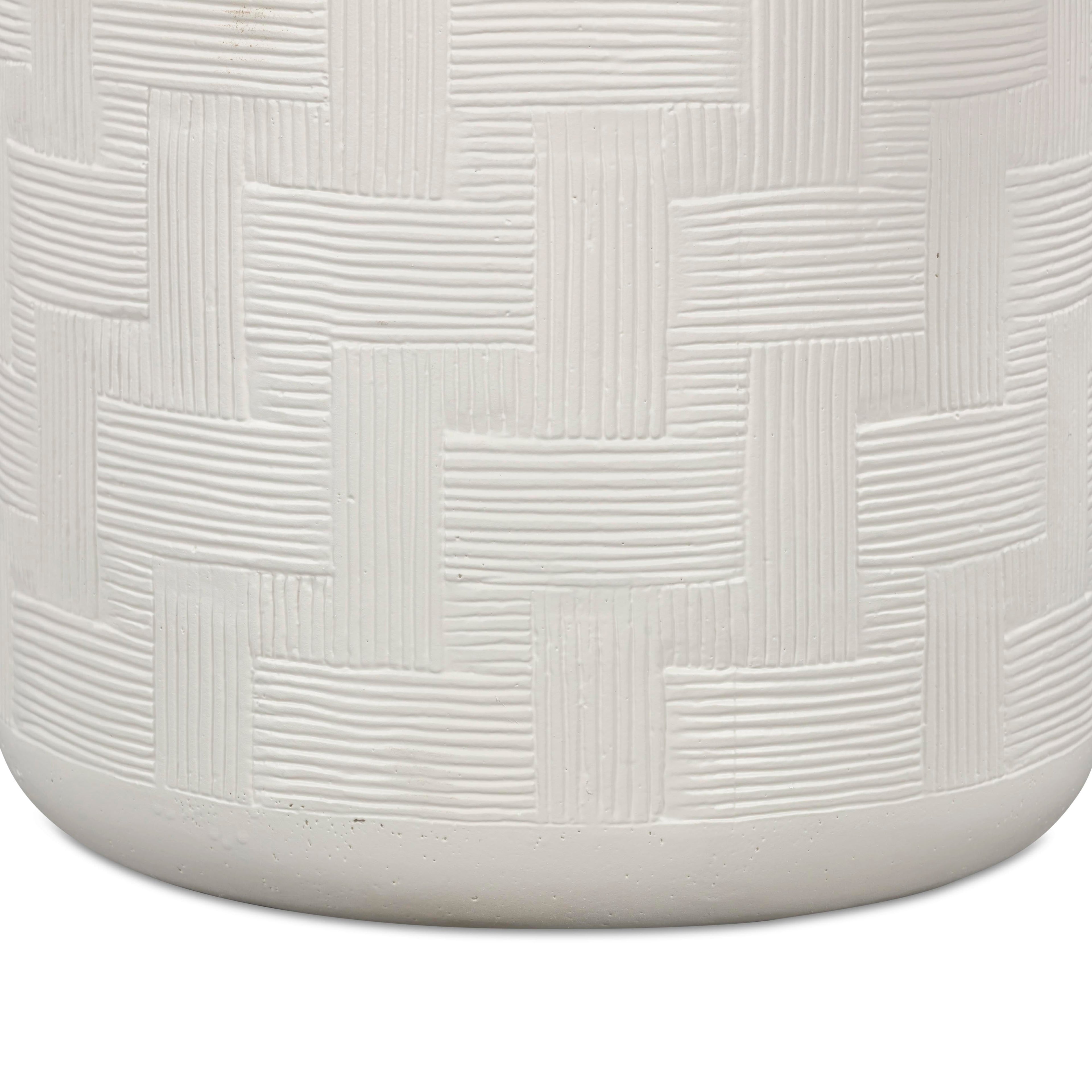 Suraya Indoor/Outdoor Concrete Side Table